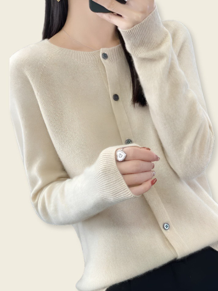 Bianca™ | Cardigan in Lana Merino con Bottoni